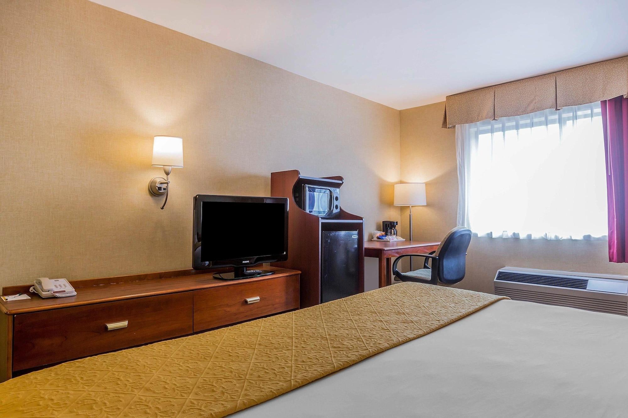 Quality Inn Hyde Park - Poughkeepsie North Bagian luar foto